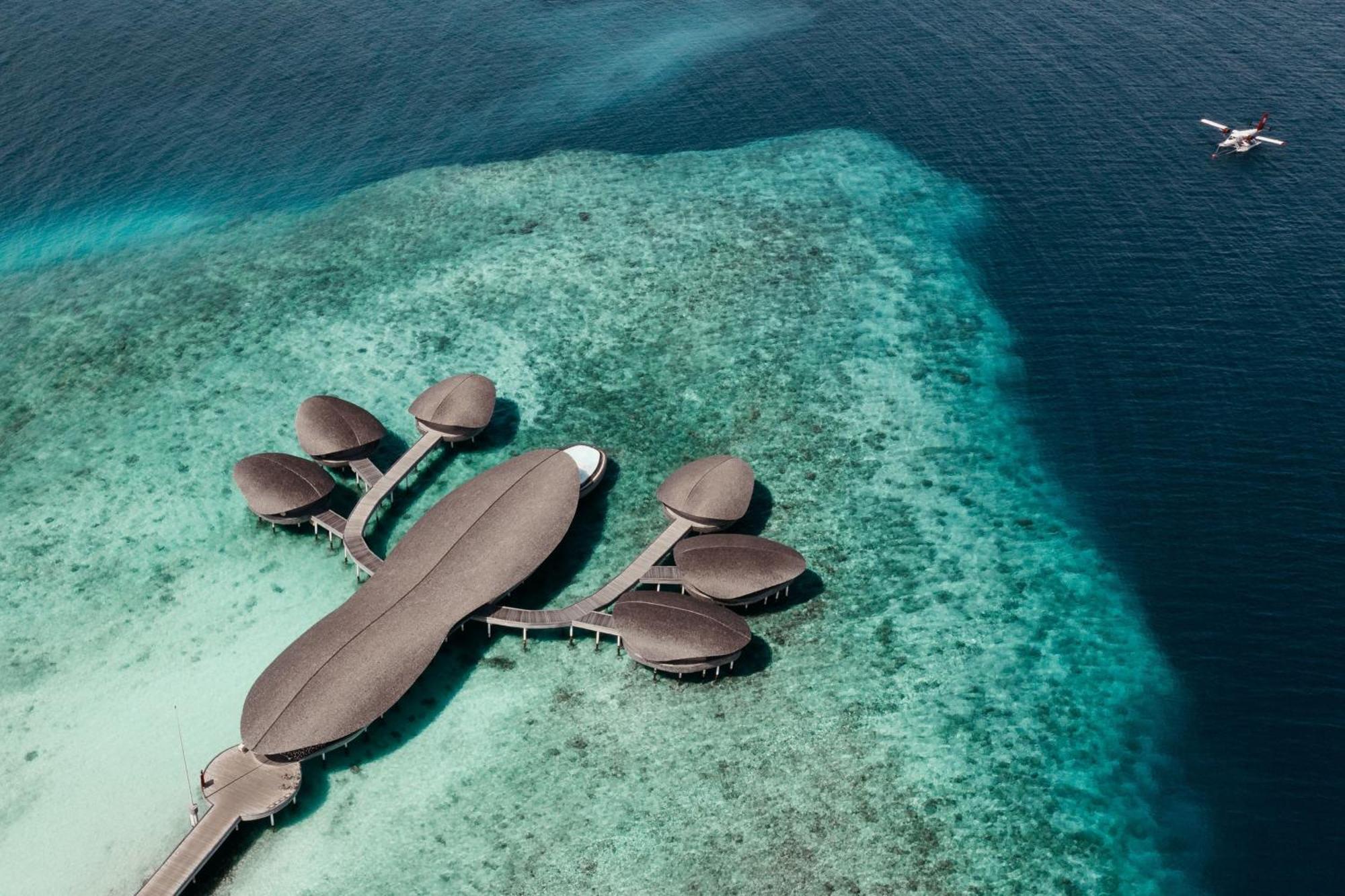 The St. Regis Maldives Vommuli Resort Hulhudheli Exterior photo