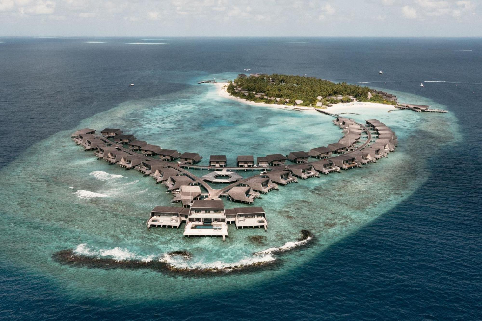 The St. Regis Maldives Vommuli Resort Hulhudheli Exterior photo